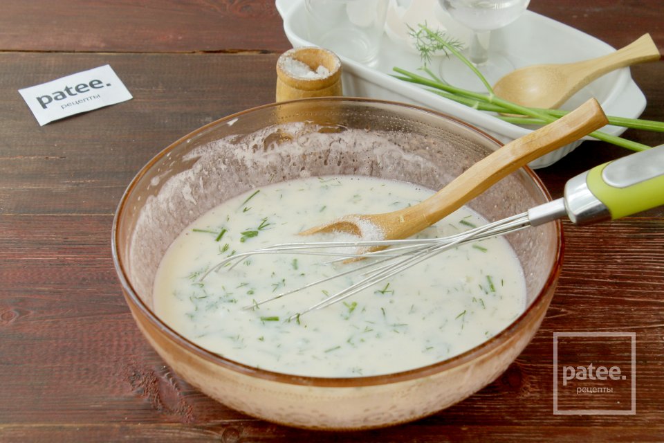 Оладьи с вареным яйцом и зеленью - Шаг 9