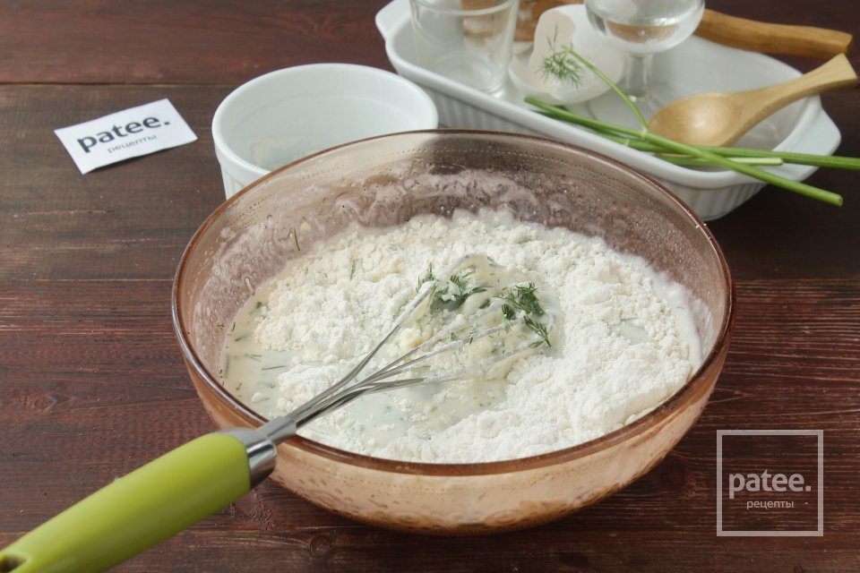 Оладьи с вареным яйцом и зеленью - Шаг 11