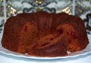 Шоколадно-вишнёвый кекс.