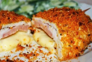Шницель из куриной грудки "Кордон блю"