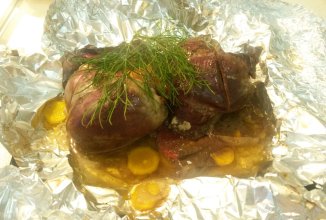 Свиное сердце, запеченное в фольге в духовке