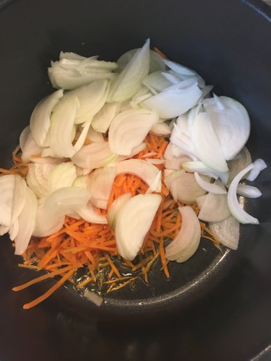 Соблазнительно вкусные кабачки со сметаной под корочкой Пармеджано - Шаг 2