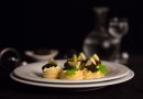 Волованы с черной икрой и маскарпоне