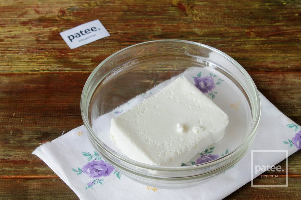 Бисквитный рулет с творогом - Шаг 7