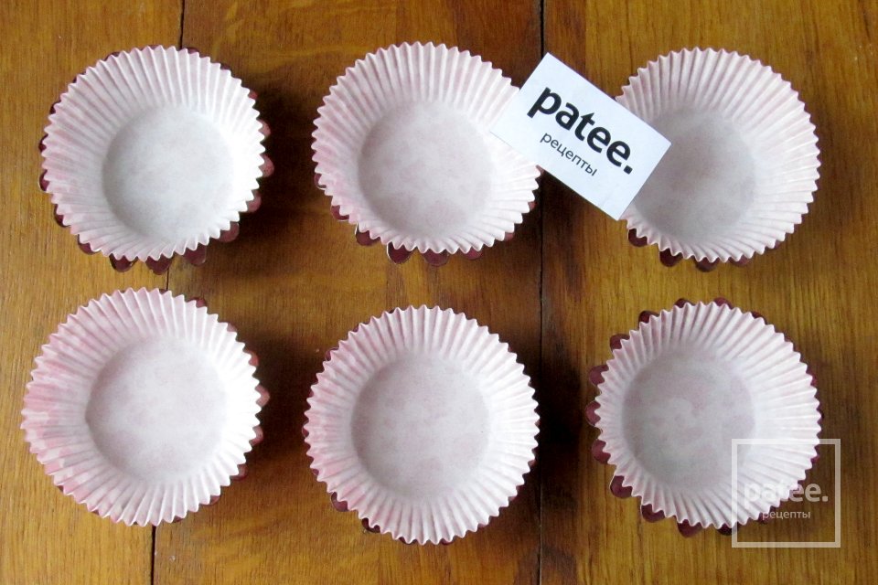 Кексы с корицей, вишней и белым шоколадом - Шаг 11