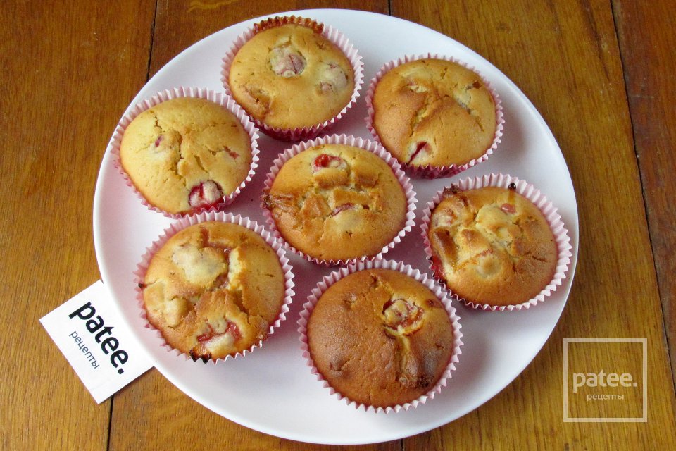 Кексы с корицей, вишней и белым шоколадом - Шаг 13