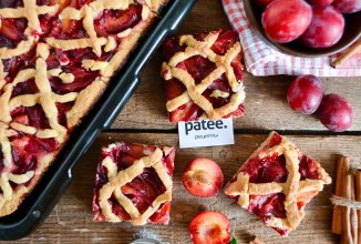 Песочный пирог со сливами