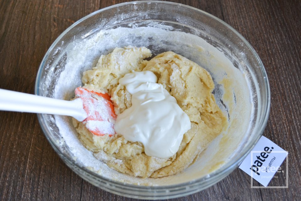 Песочный пирог со сливами - Шаг 7