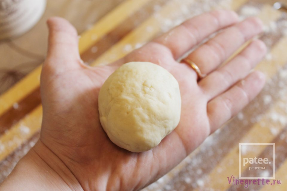 Kynuté borůvkové knedlíky/ Черничные кнедлики из дрожжевого теста - Шаг 6