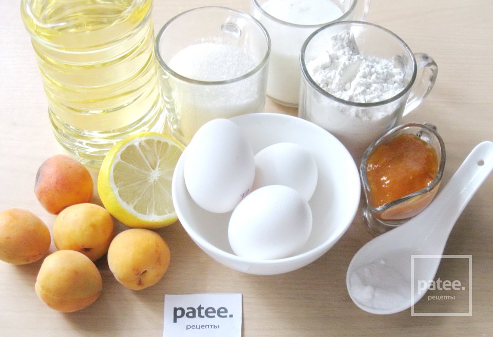Пирог с абрикосами и абрикосовым джемом - Шаг 1