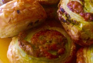 Рогалики с песто и сыром