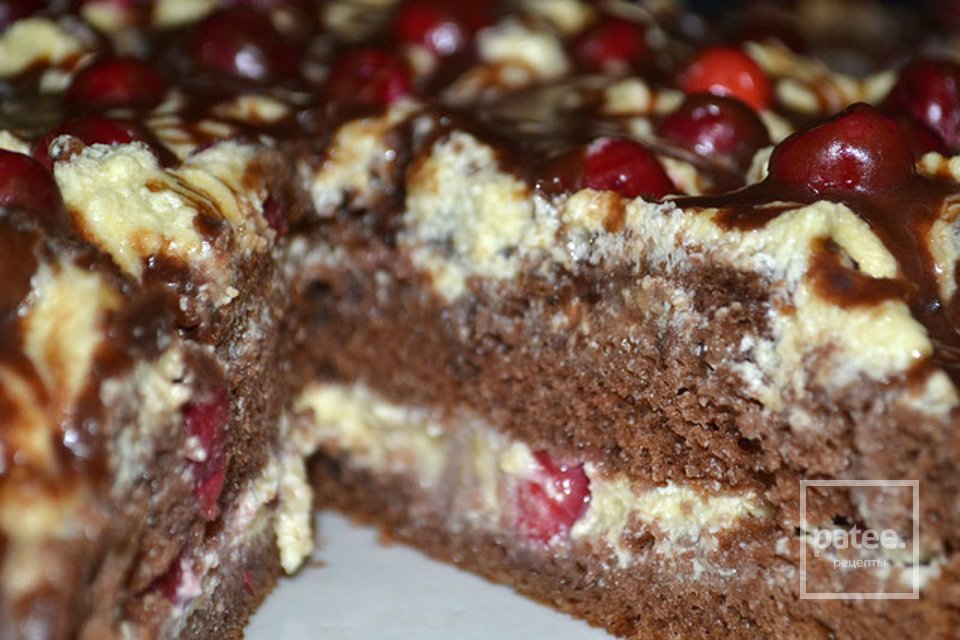 Шоколадно вишневый торт. Вкуснейший торт с вишней. Цугский вишнёвый торт. Торт. Вкуснейший торт с вишней.