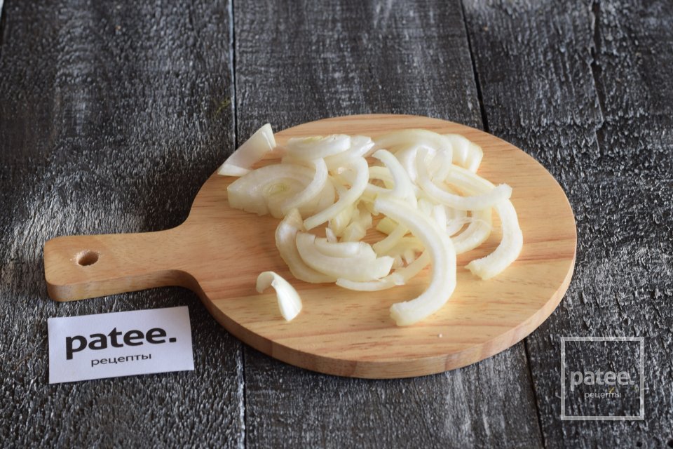 Овощной салат со свеклой и огурцами - Шаг 4