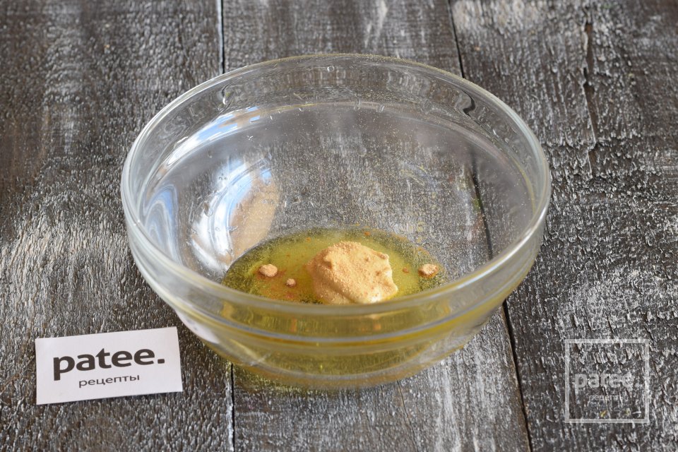 Овощной салат со свеклой и огурцами - Шаг 12