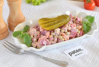 Острый салат со свеклой