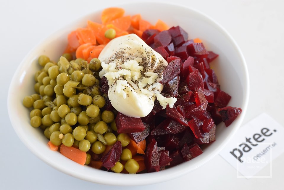 Острый салат со свеклой - Шаг 11