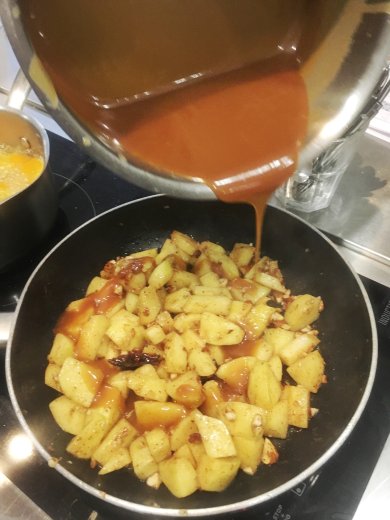 Яблочный пирог с орехово-карамельной начинкой - Шаг 4