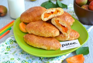 Пирожки с абрикосами