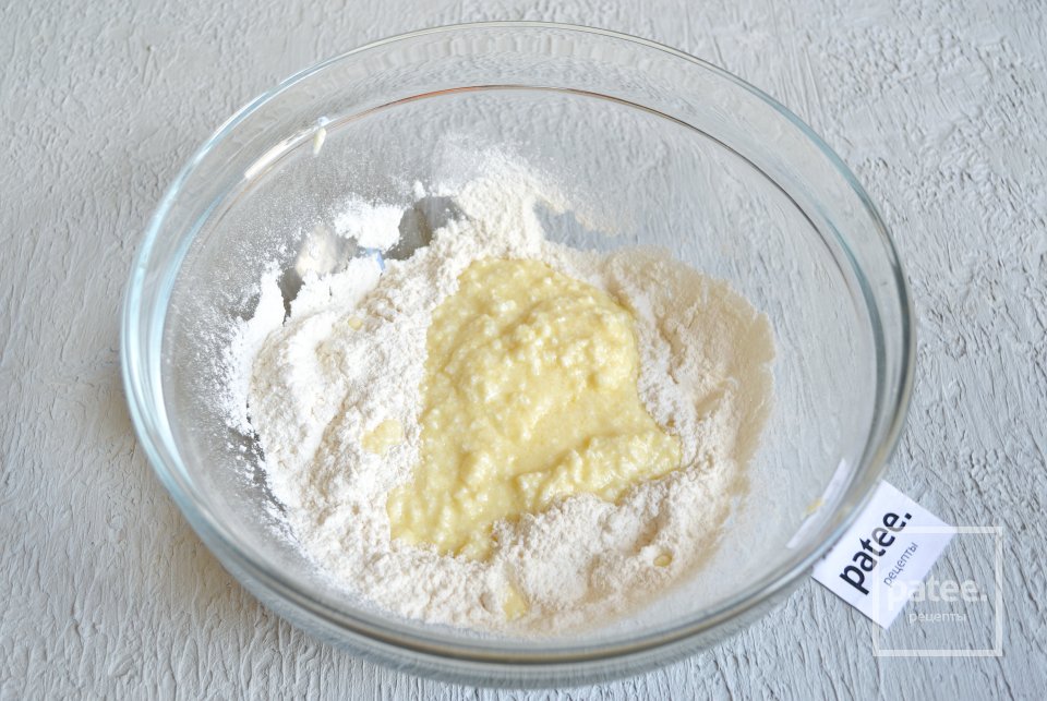 Пирожки с абрикосами - Шаг 8