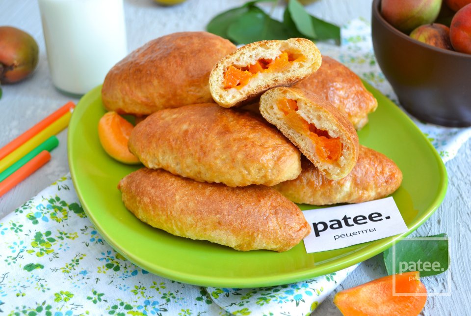 Пирожки с абрикосами - Шаг 17