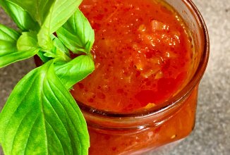 Дивный томатный соус "Это Лето" из сезонных помидор.