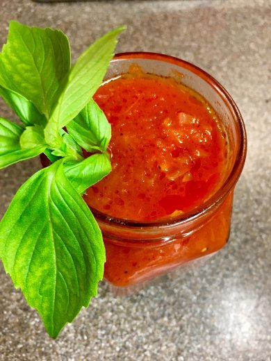 Дивный томатный соус "Это Лето" из сезонных помидор.