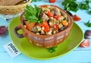 Рагу из курицы с овощами и перловкой