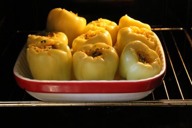Перец, фаршированный овощами - приготовление