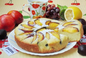 Пирог с нектаринами в мультиварке