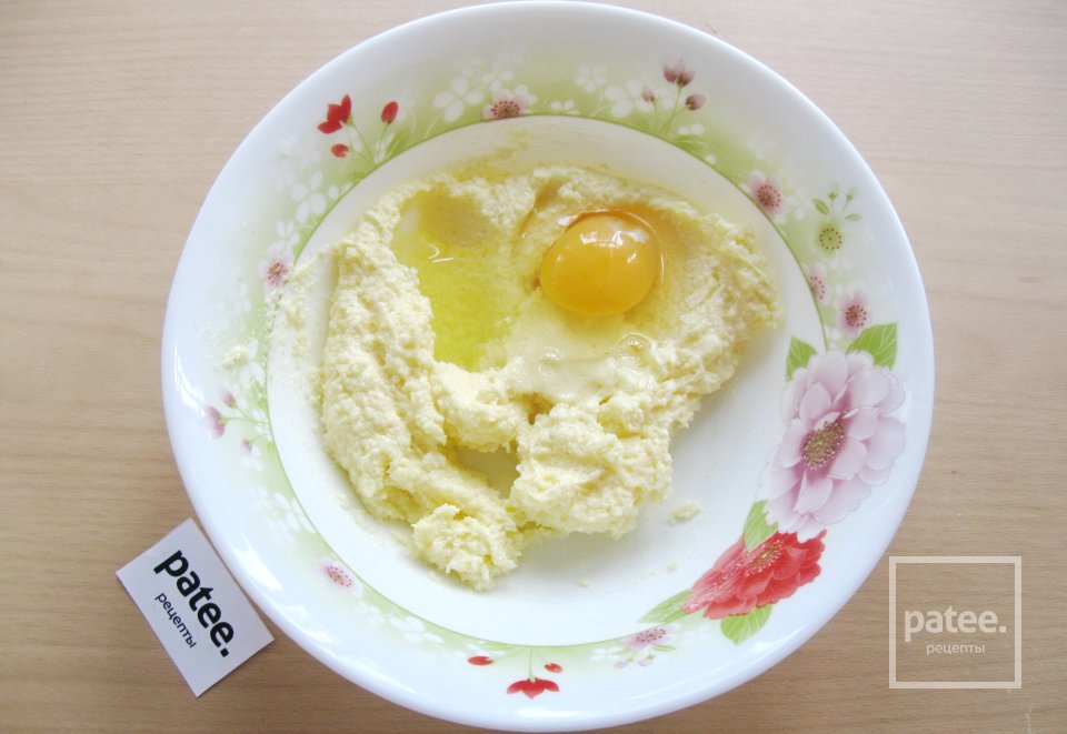 Пирог с нектаринами в мультиварке - Шаг 4