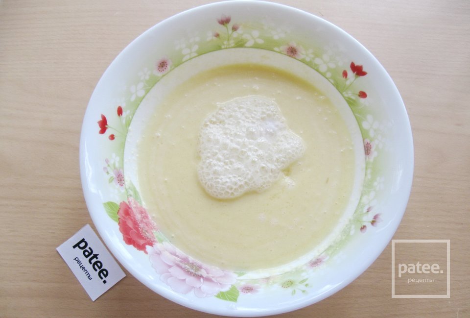 Пирог с нектаринами в мультиварке - Шаг 7