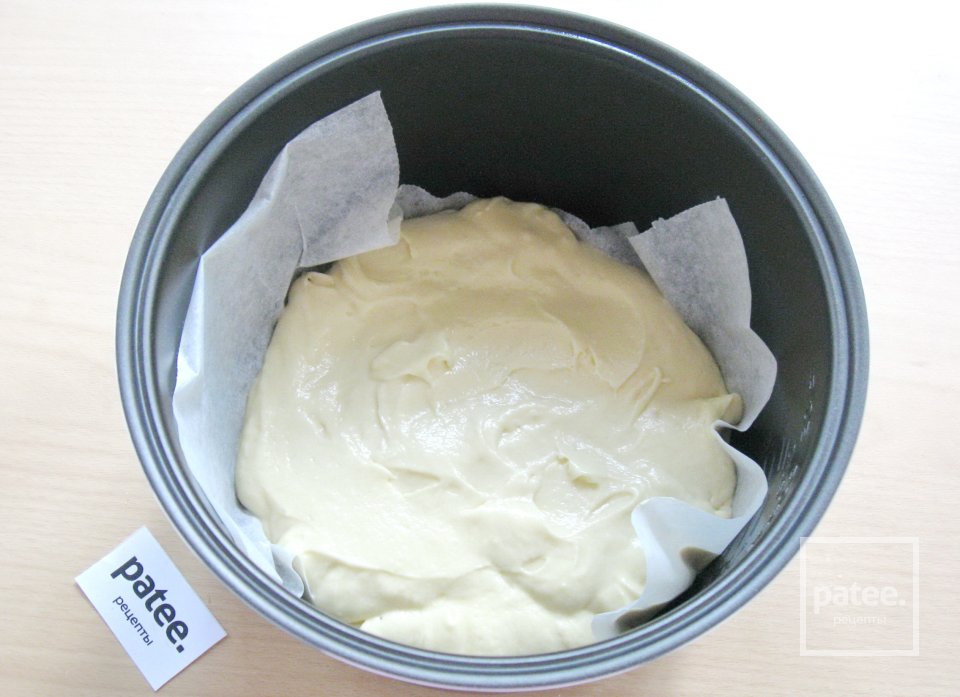 Пирог с нектаринами в мультиварке - Шаг 10