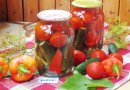 Маринованные огурцы с помидорами "Ассорти"