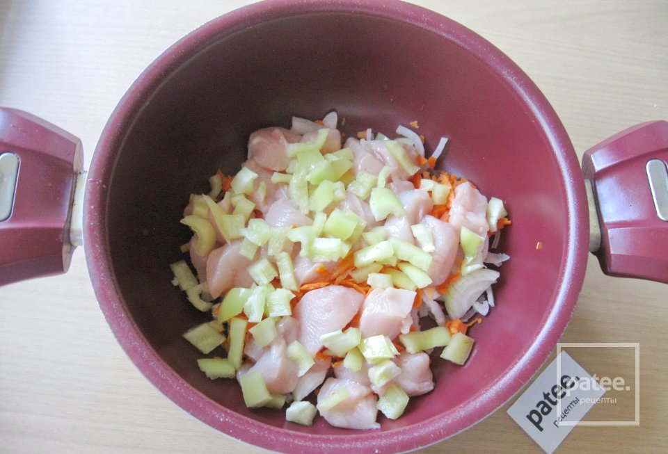  Рагу с куриной грудкой, фасолью и баклажанами - Шаг 5