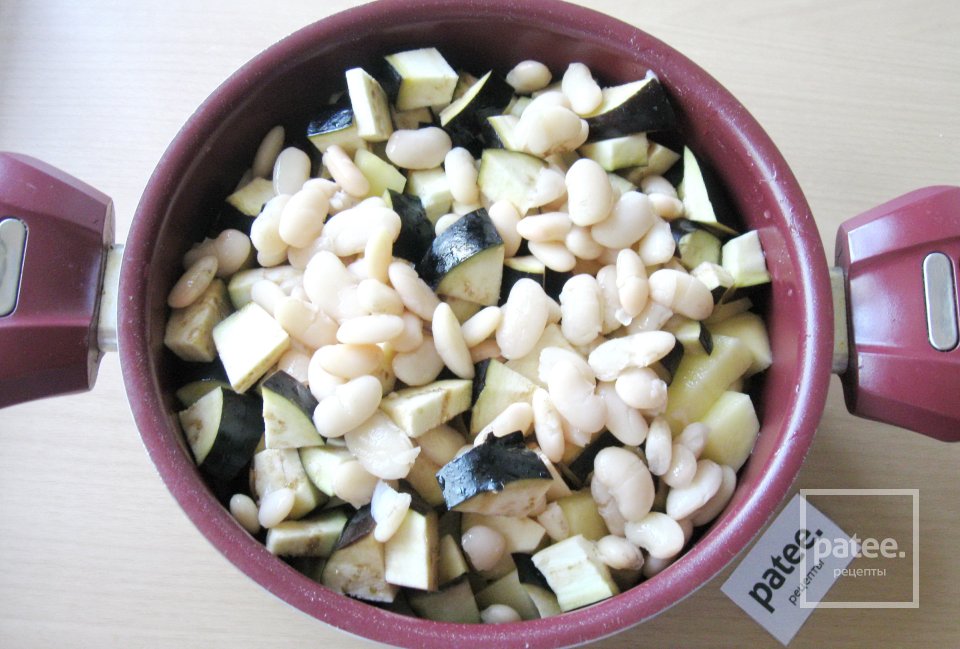  Рагу с куриной грудкой, фасолью и баклажанами - Шаг 9