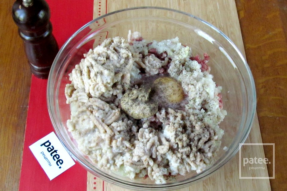 Котлеты из куриной грудки и говядины - Шаг 9