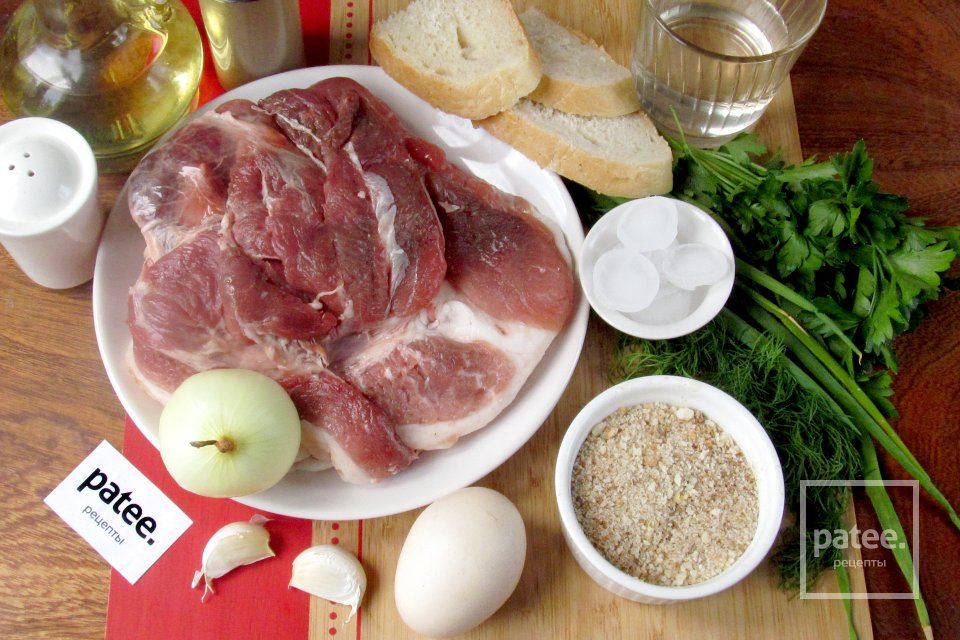 Котлеты с зеленью - Шаг 1