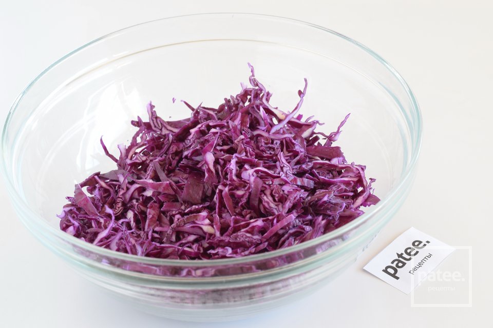 Салат с краснокачанной капустой - Шаг 3