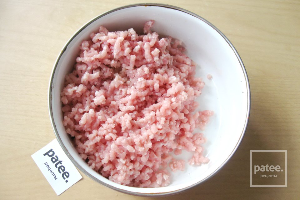 Котлеты из свинины с баклажанами - Шаг 2