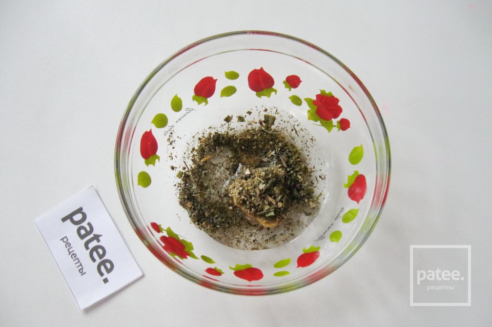 Цыпленок в духовке "А-ля табака" - Шаг 7