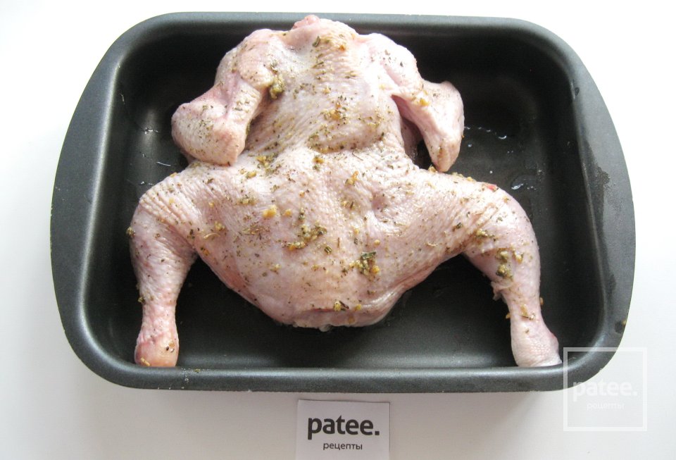 Цыпленок в духовке "А-ля табака" - Шаг 11