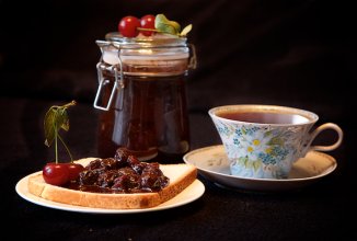 ВАРЕНЬЕ ИЗ ВИШНИ С ПЕКАНОМ В ШОКОЛАДЕ