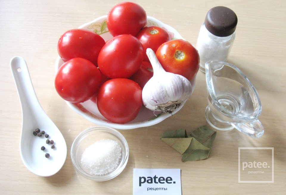 Маринованные помидоры в томатном соке на зиму - Шаг 1