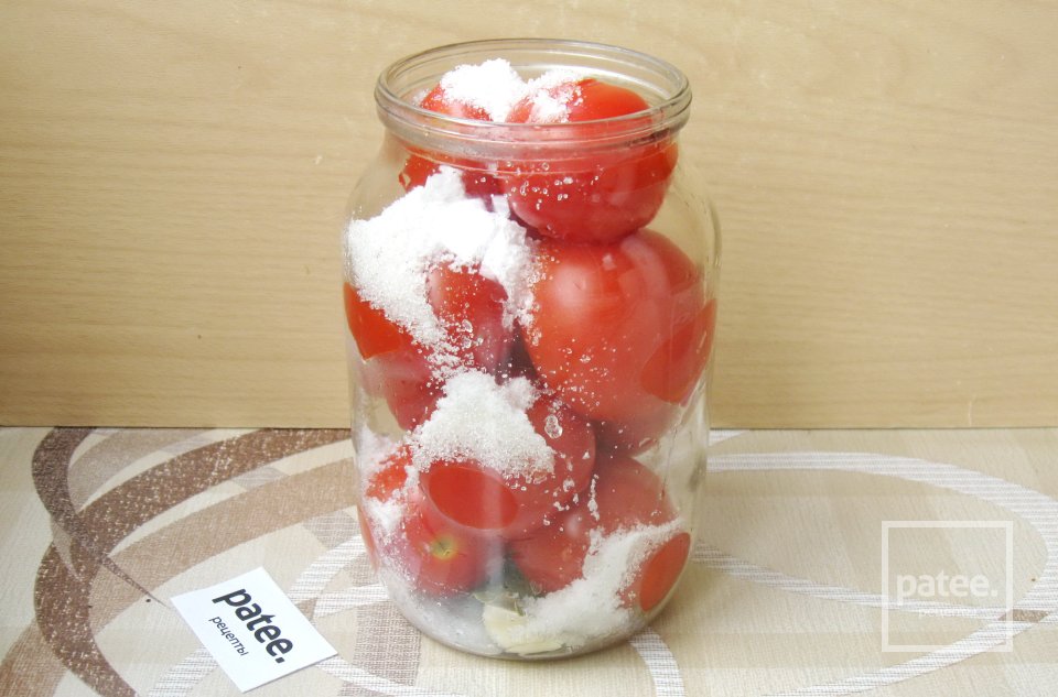 Маринованные помидоры в томатном соке на зиму - Шаг 10