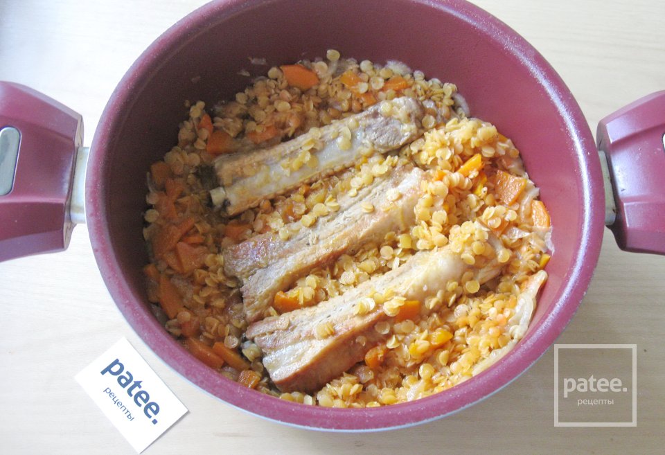 Свиные ребрышки с красной чечевицей - Шаг 13