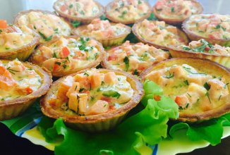 Тарталетки с грудинкой