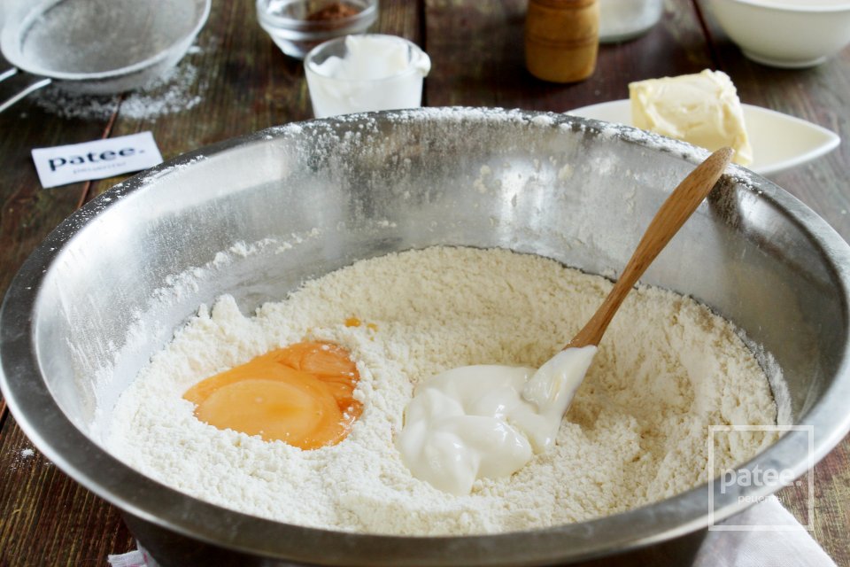 Песочное тесто на желтках - Шаг 6