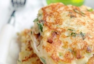 Картофельные оладьи с сыром