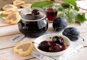 Варенье из слив с косточками