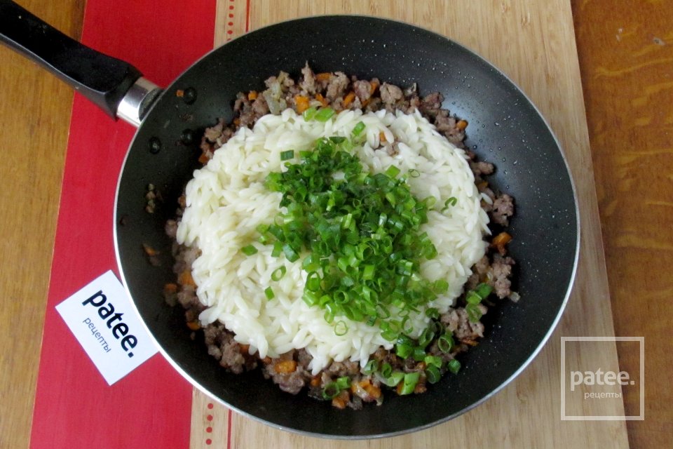 Запечённые помидоры со свининой и орзо - Шаг 8